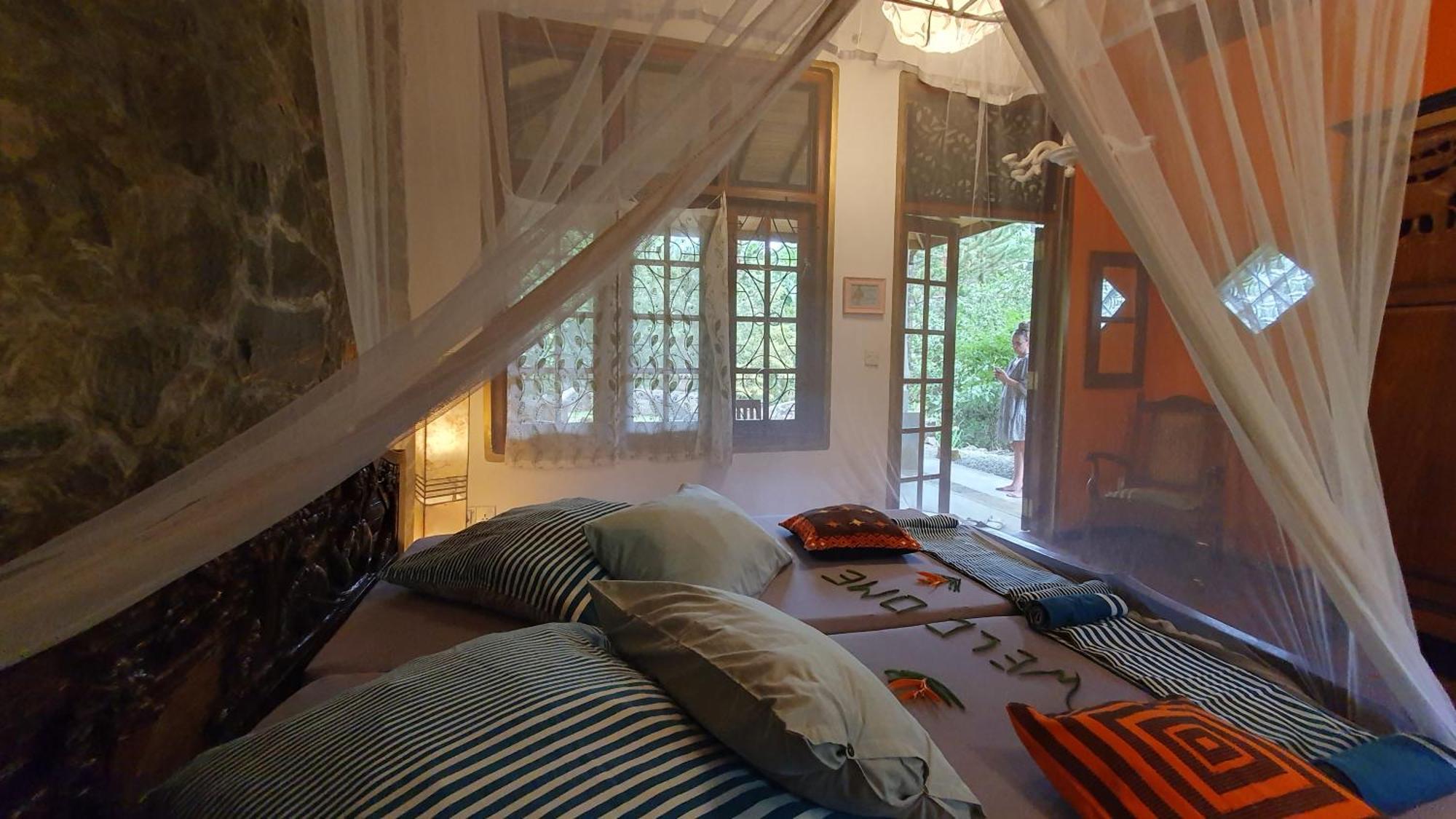 Singharaja Garden AGRO ECO Lodge Pelawatta  Ruang foto